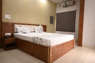 aditya guest house