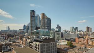 one hundred shoreditch