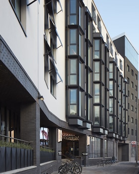 one hundred shoreditch