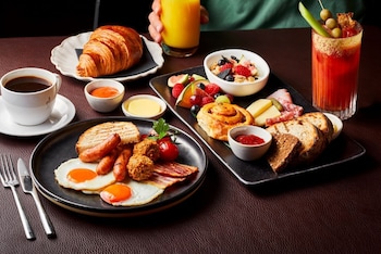 one hundred shoreditch