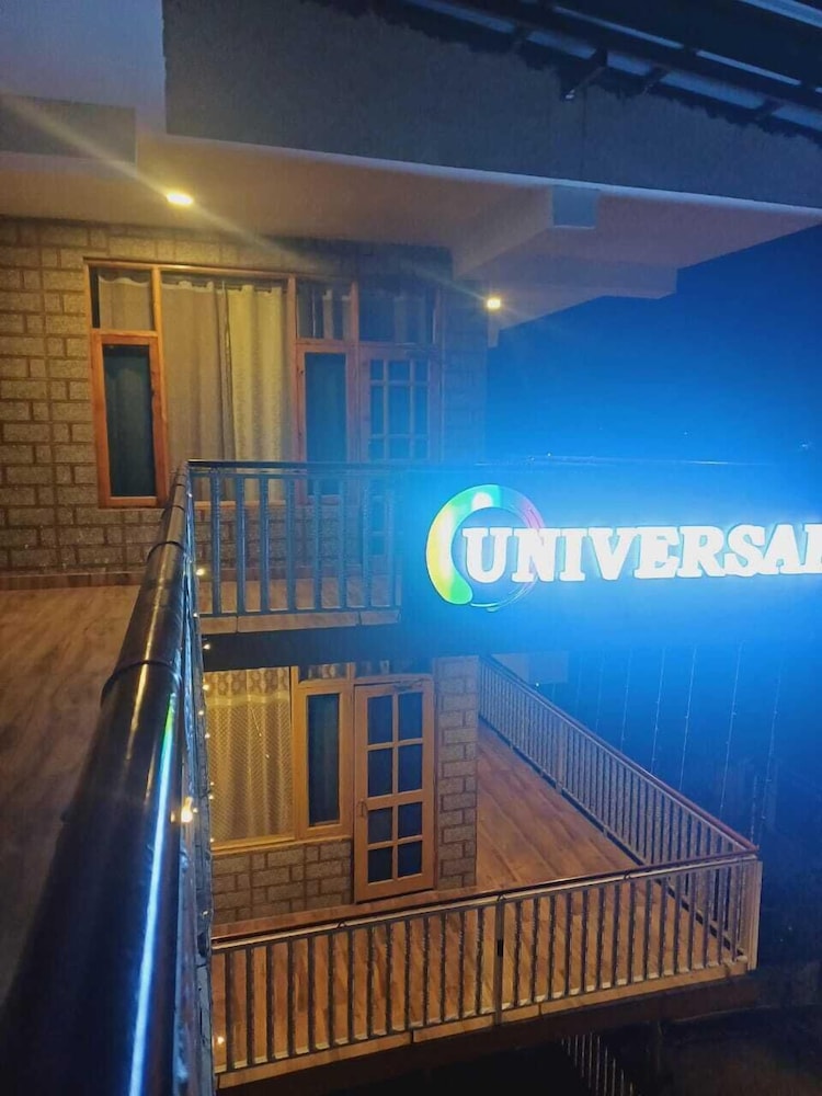 universal boutique by venture vibes