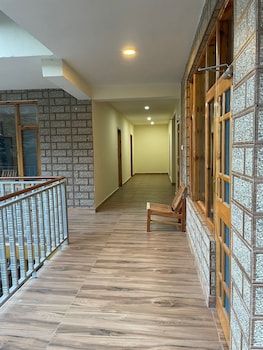 universal boutique by venture vibes