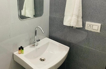 hotel himsarovar and restaurant