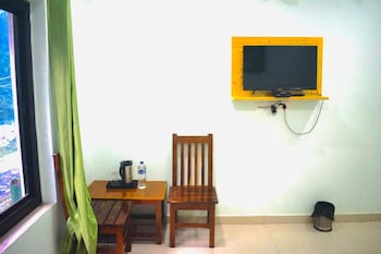 hotel himsarovar and restaurant