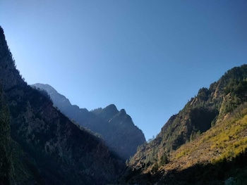 hotel himsarovar and restaurant