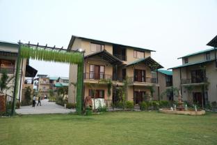 devsha jungle resort