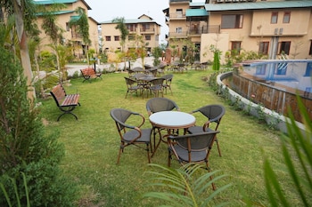 devsha jungle resort