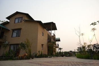 devsha jungle resort