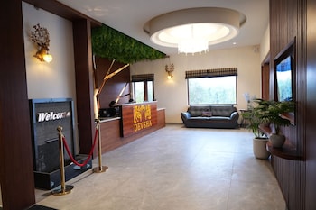 devsha jungle resort