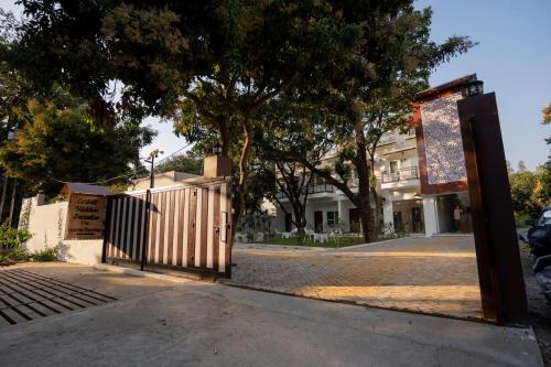 corbett hidden paradise