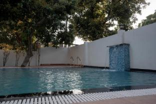 corbett hidden paradise