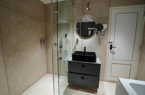 doro royal suite