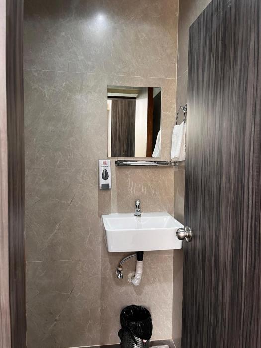 hotel soumya sarovar