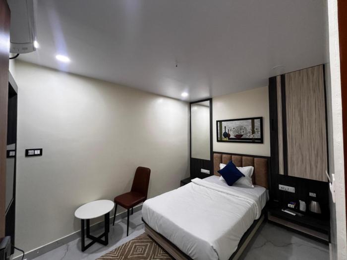 hotel soumya sarovar