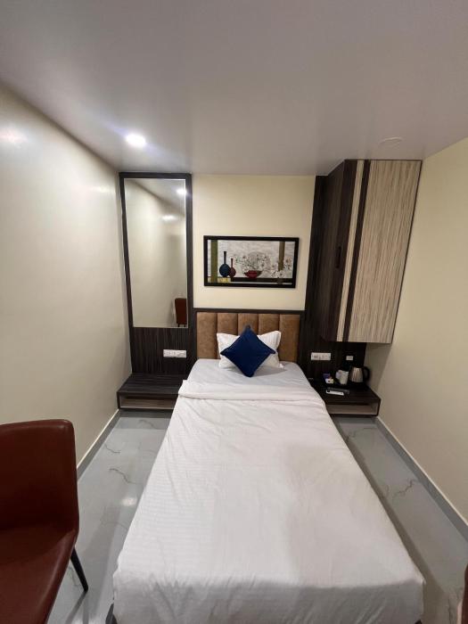 hotel soumya sarovar