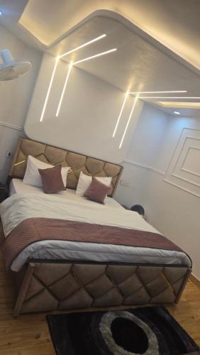 The Mountain Vault,,2 star