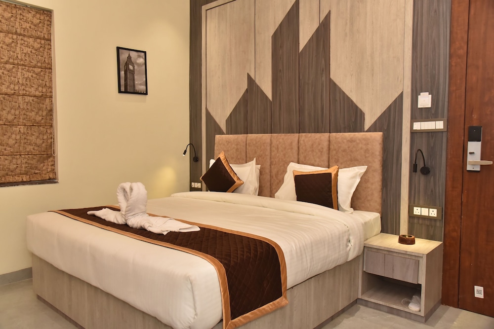 hotel jp inn sitapur