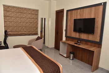 hotel jp inn sitapur