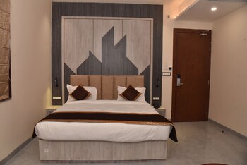 hotel jp inn sitapur