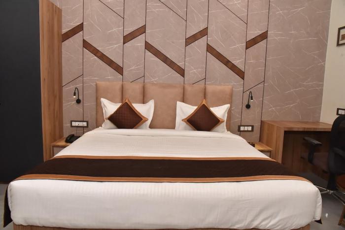 hotel jp inn sitapur