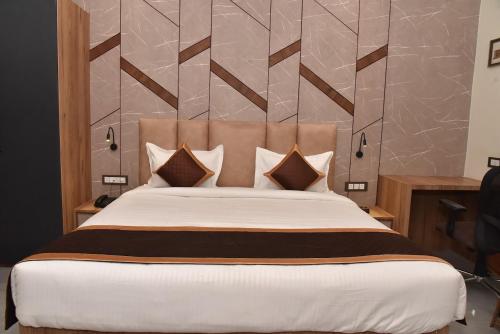 hotel jp inn sitapur