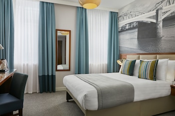 seraphine hammersmith hotel