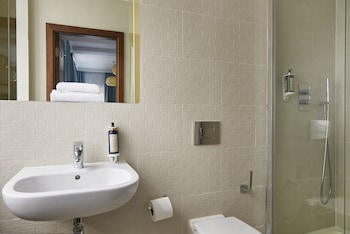 seraphine hammersmith hotel