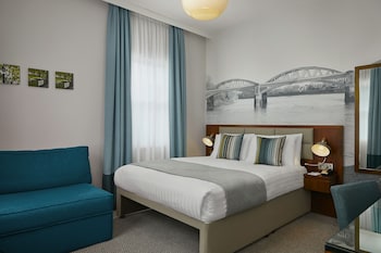 seraphine hammersmith hotel