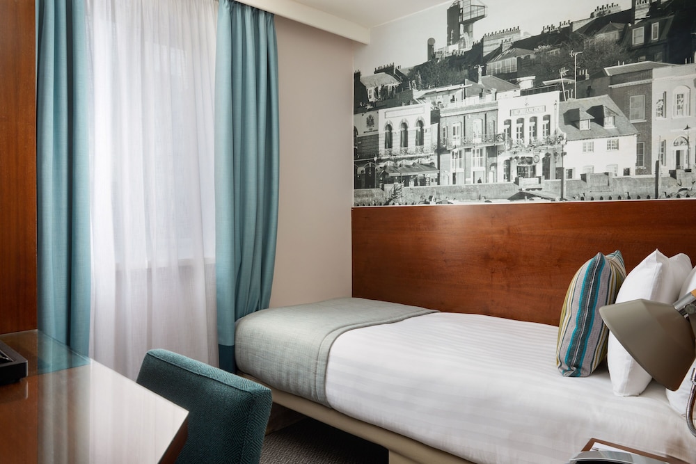 seraphine hammersmith hotel