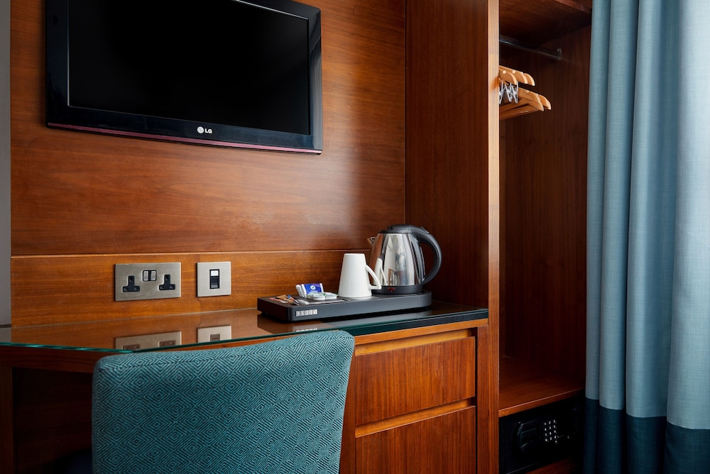 seraphine hammersmith hotel