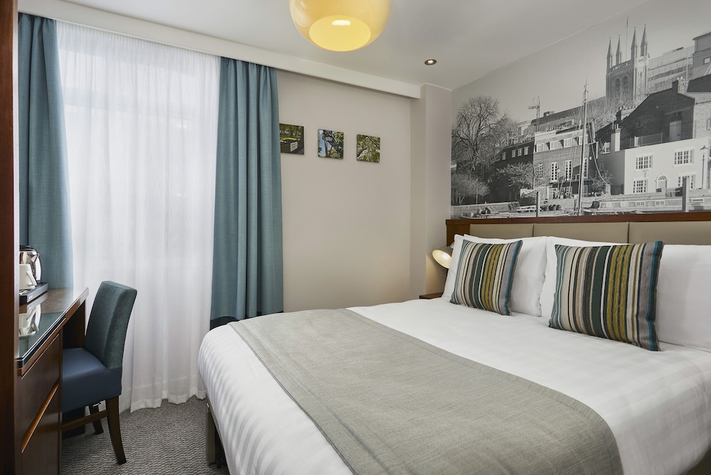 seraphine hammersmith hotel