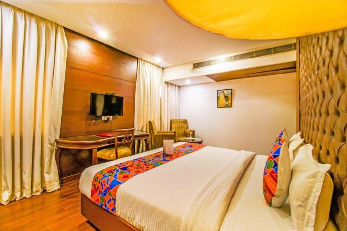 hotel jmd managed by kian