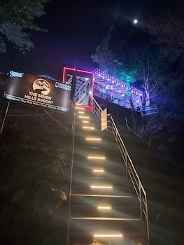 the seven hills resort