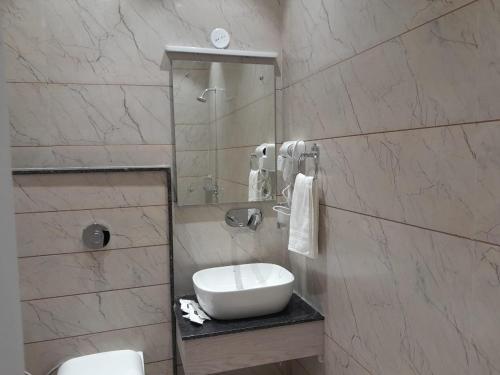 The Royal Inn,,3 star