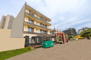 hotel the classic inn noida sec 70