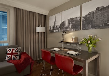 citadines trafalgar square london