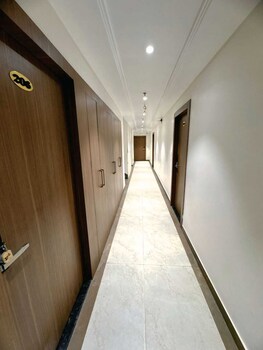 hotel sandal woods