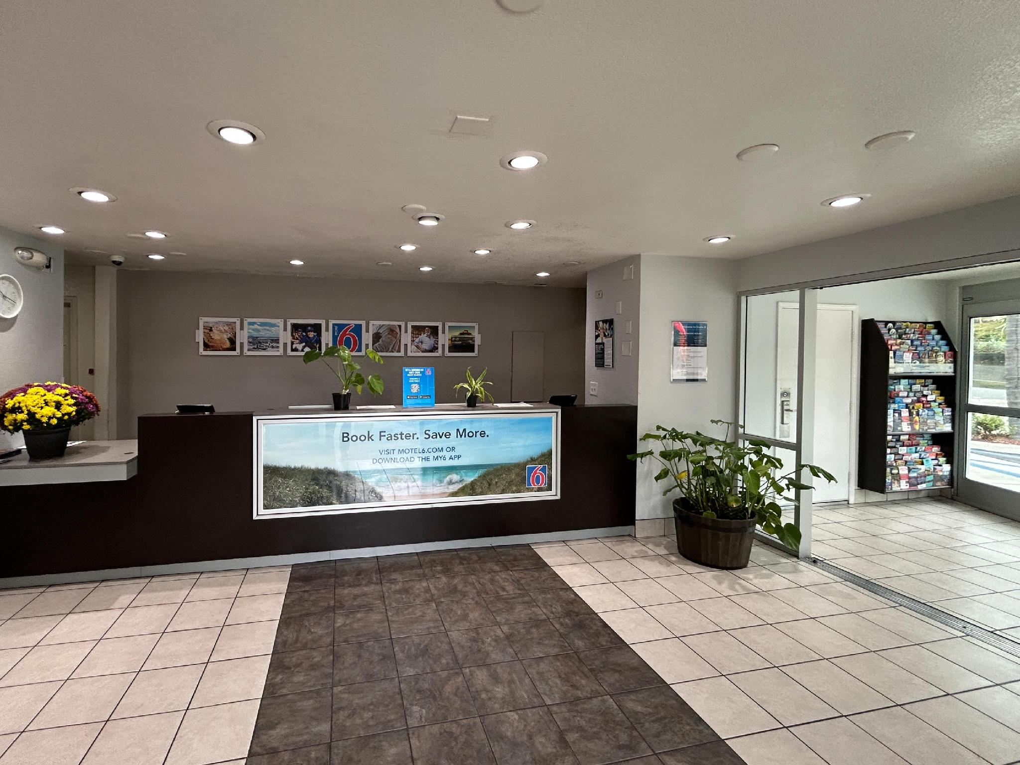 studio6 san diego ca hotel circle mission valley
