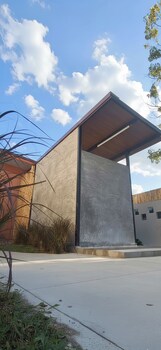 ko lanta hotels and co working space