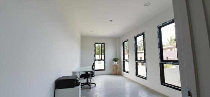 ko lanta hotels and co working space