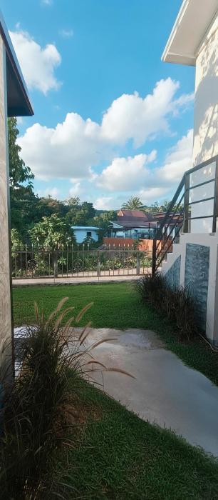 ko lanta hotels and co working space