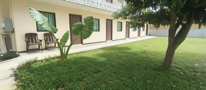 ko lanta hotels and co working space