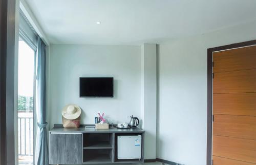 ko lanta hotels and co working space