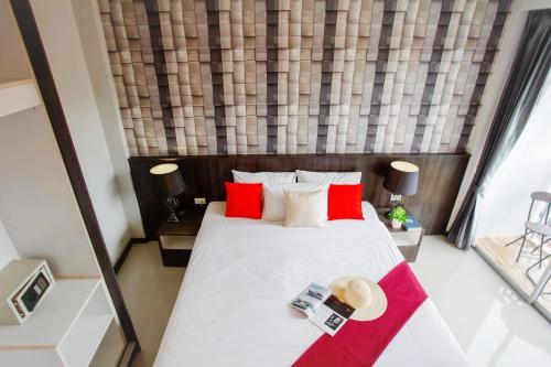 ko lanta hotels and co working space