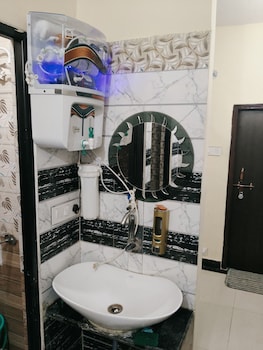 hotel in kashi