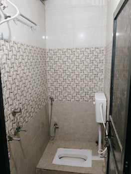 hotel in kashi