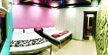 hotel in kashi