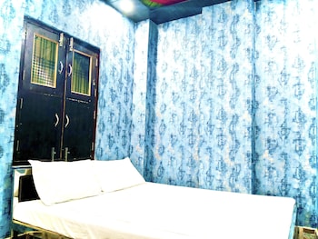 hotel in kashi