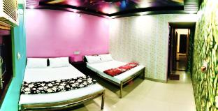 hotel in kashi