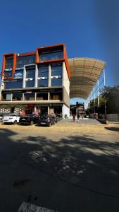 hotel shree hari om residency